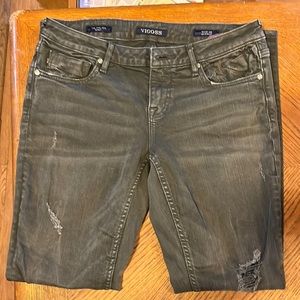 Women’s Vigoss olive distressed skinny jeans